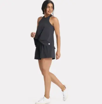 Women's high-rise short with zipper